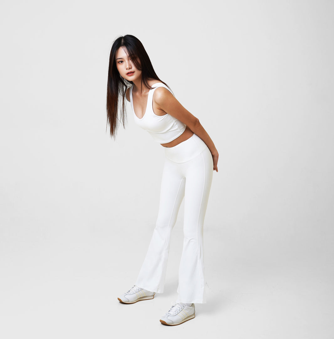 Flare Leggings (Petite 28") - White - Urbanized Co. S