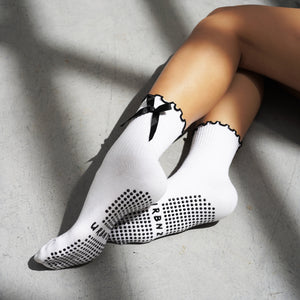 Urbnzd Crew Grip Socks - Urbanized Co. Classic URBNZD