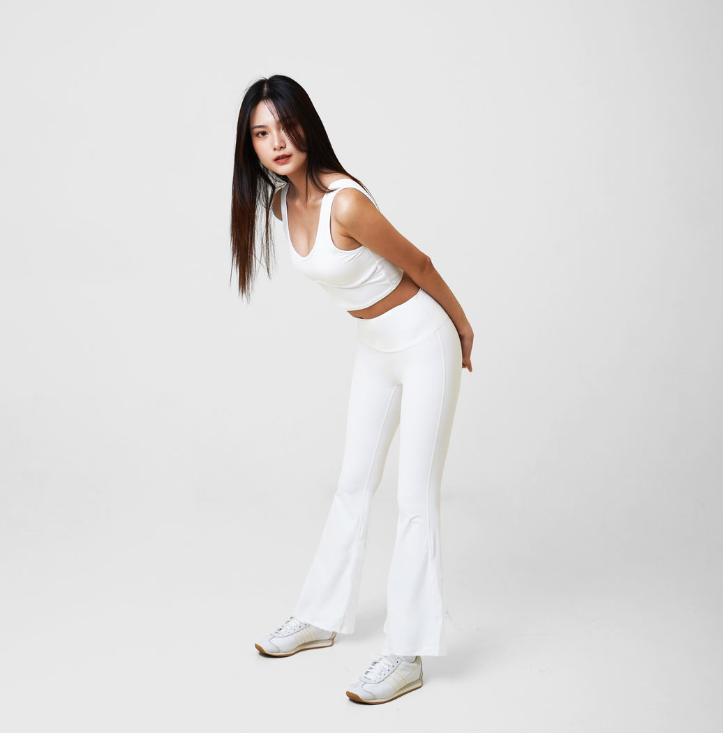 Flare Leggings (Petite 28") - White - Urbanized Co. S