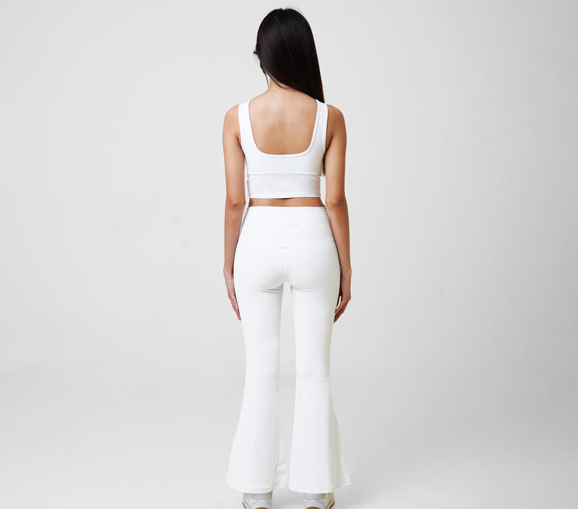 Flare Leggings (Petite 28") - White - Urbanized Co. S