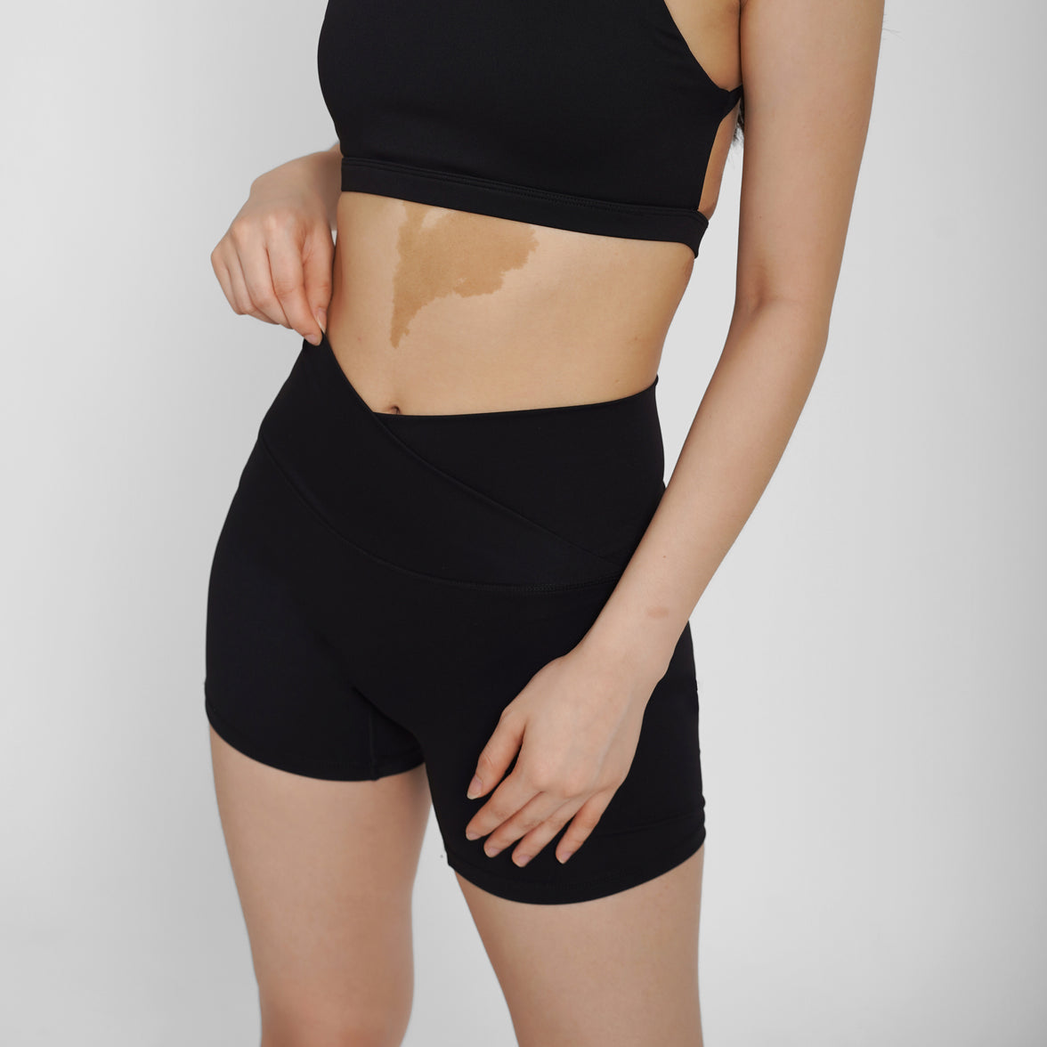 Crossover Booty Shorts (4") - Black - Urbanized Co. S