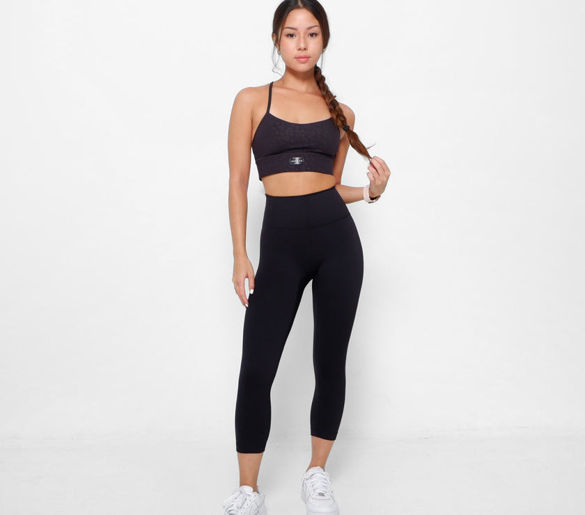 Revitalise 7/8 Highrise Leggings - Black - Urbanized Co. S