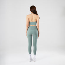 Load image into Gallery viewer, Classic Pocket Leggings
